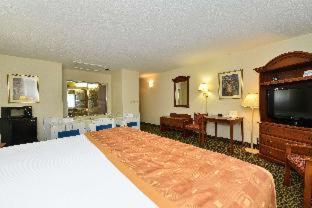 2 Queen Beds, Nonsmoking image 3