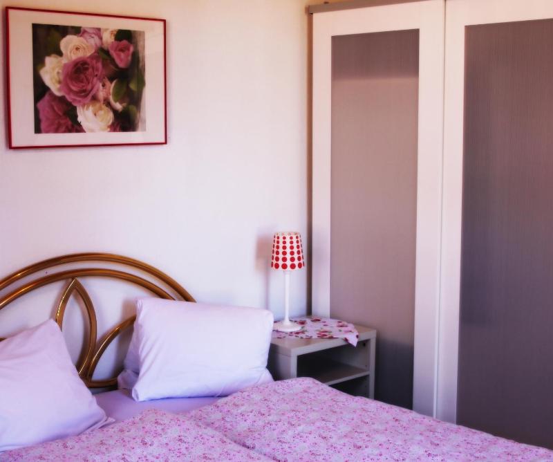 Double Room with Shared Bathroom image 3