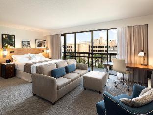 Room #18492207 image 3
