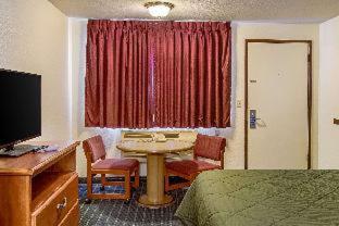 Room #32681612 image 3