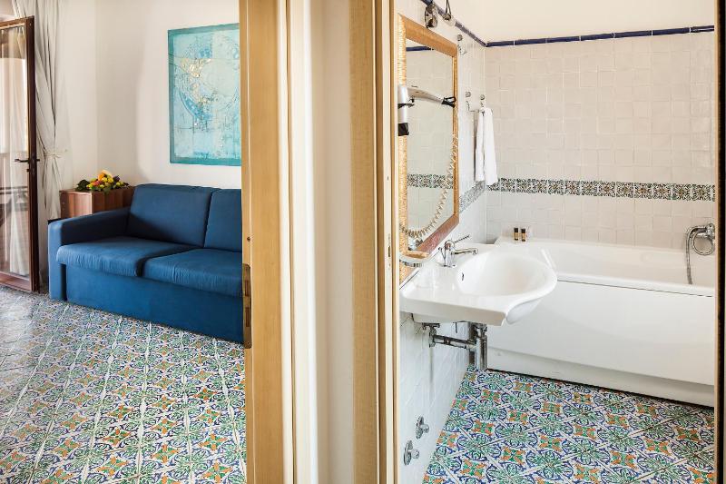 Suite image 4