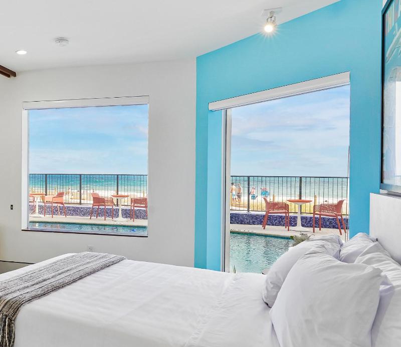 Ocean Treasure Beachside Suites - image 30