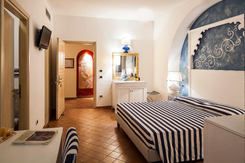 Junior Suite image 3