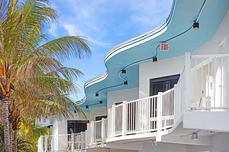Ocean Treasure Beachside Suites - image 34