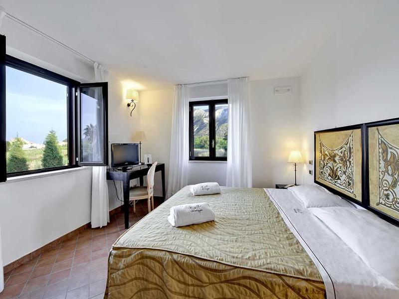 Junior Suite image 1