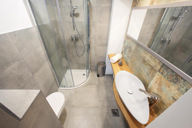 Double Room image 2