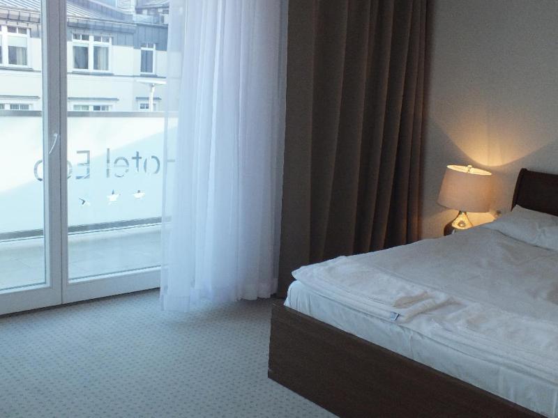 Double or Twin Room image 2