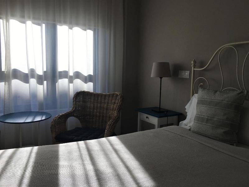 Superior Quadruple Room image 1