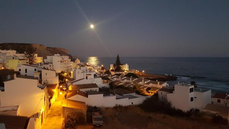 PRAINHA BEACH APARTMENT - image 10