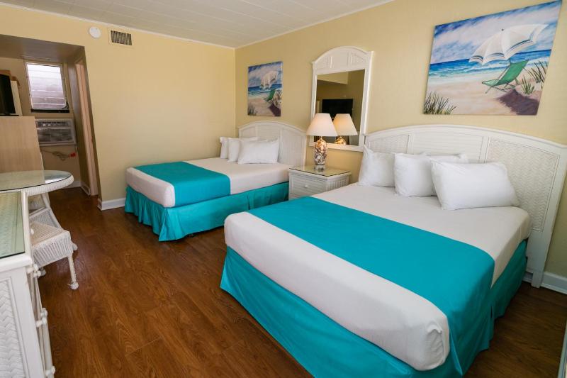 Standard Room with Two Double Beds image 2
