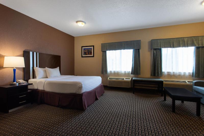 Queen Room - Disability Access/Non-Smoking image 3