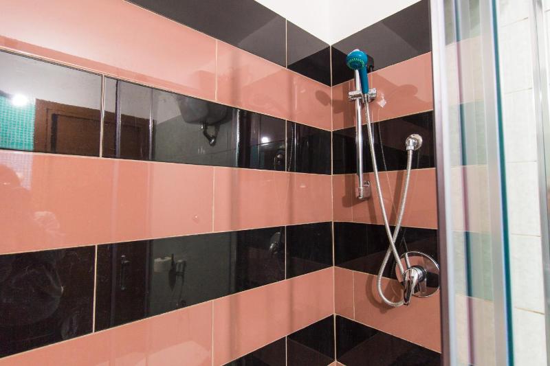 Triple Room with Private Bathroom image 4