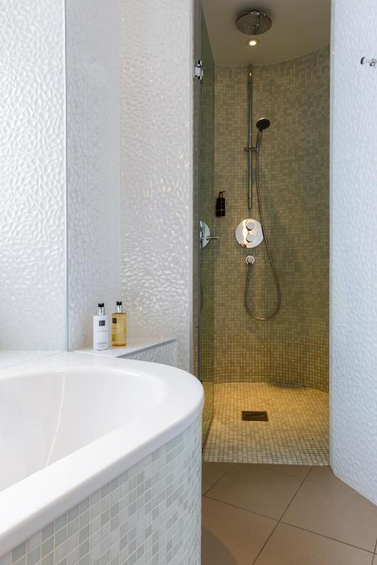 Prestige Double Room image 2