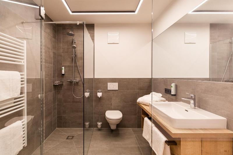 Suite with Balcony image 2