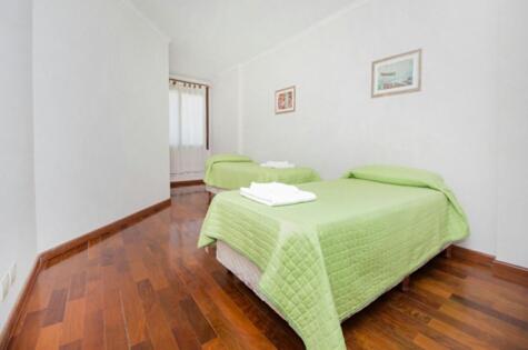 Departamento enorme sobre Cañada Patio Olmos - image 11