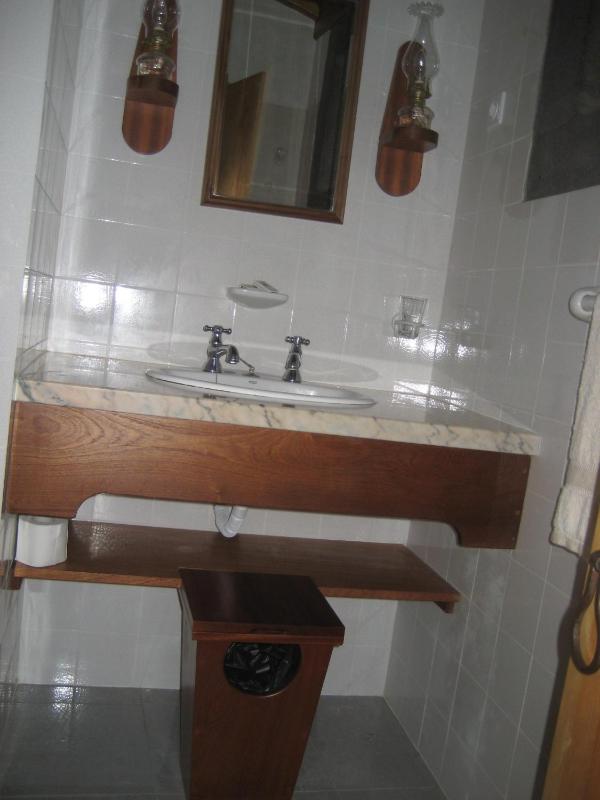 Three-Bedroom House image 2