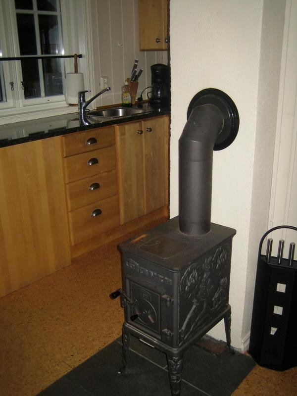 Three-Bedroom Cottage image 2