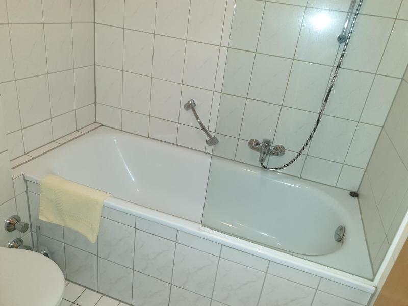 Double or Twin Room with Balcony image 2