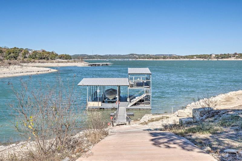 Holiday Home image 1