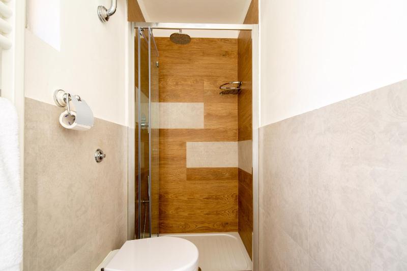 Santo Spirito Bright Flat by Mmega - image 10