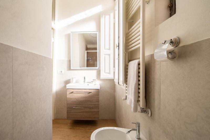 Santo Spirito Bright Flat by Mmega - image 13