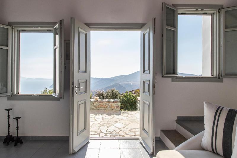 Studio with Sea View (2 Adults) - Dendro image 4