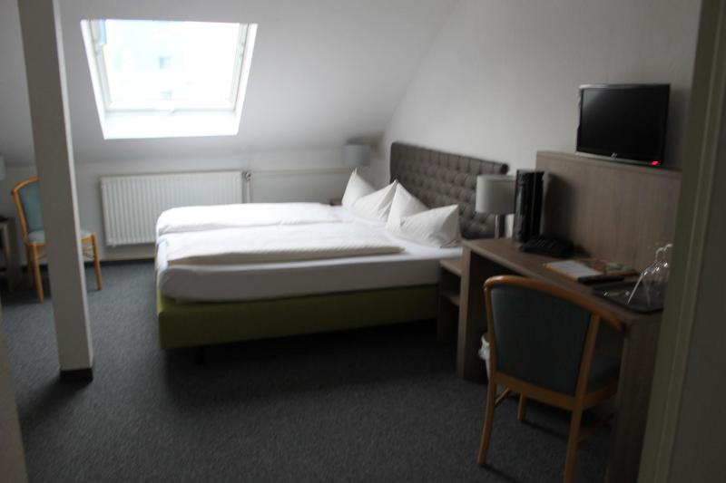 Triple Room image 2