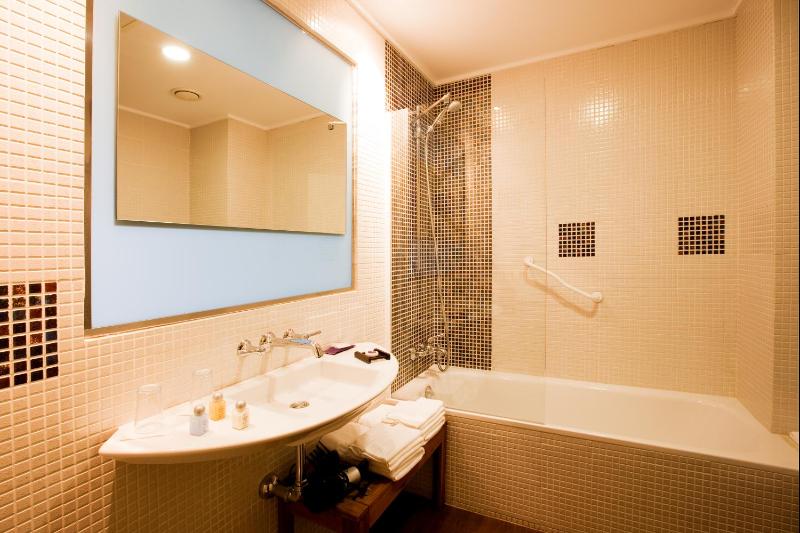 Double or Twin Room with Terrace image 1
