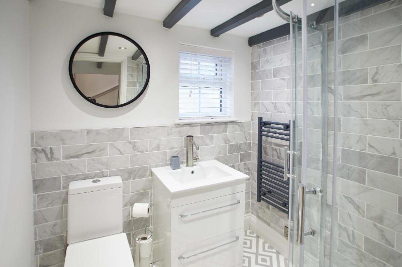 Host & Stay | Burns Yard Apartment - image 12