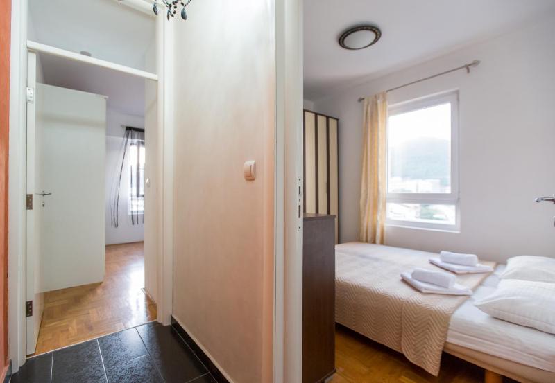 Lamela Brilliant Apartment - image 12