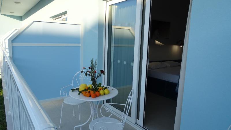 Studio Apartment image 1