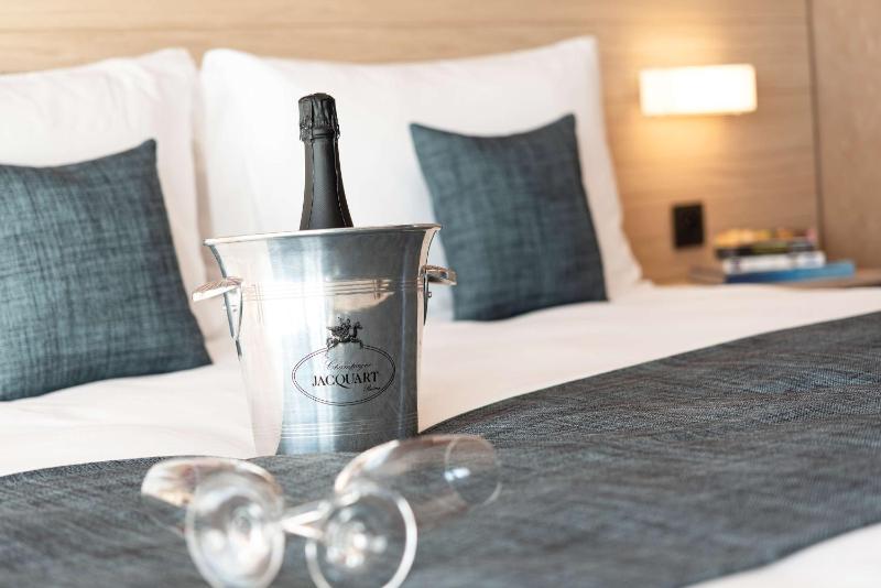 Premium Studio image 1