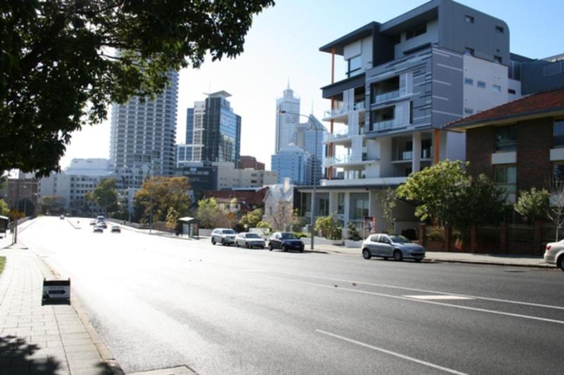 M207 West Perth Studio Apartment near Kings Park - image 5