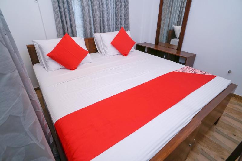 Surf Sea Breeze Apartments - image 9