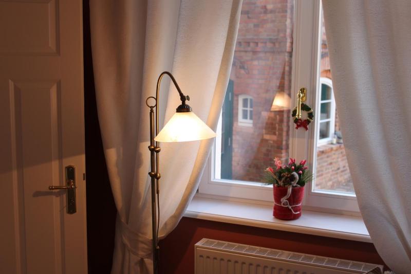 One-Bedroom Apartment image 3