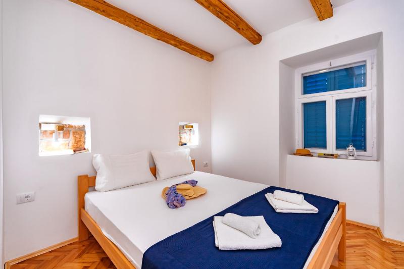 Two-Bedroom Apartment with Balcony image 3