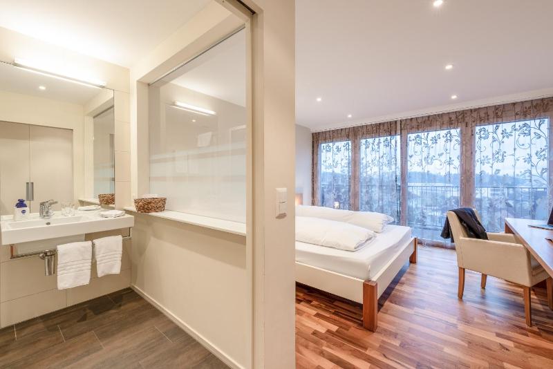 Double Room Comfort image 2