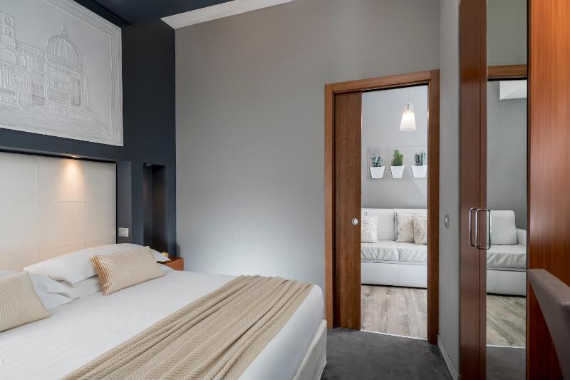 Superior Double Room image 2