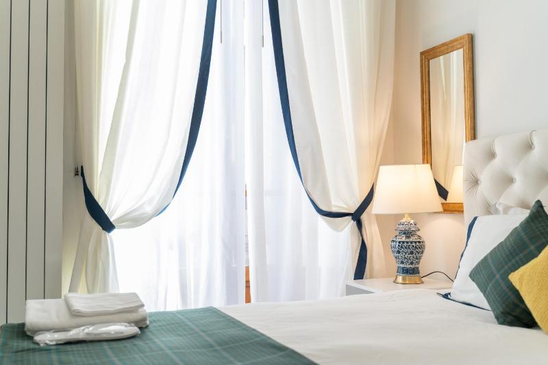 Superior Double Room image 4