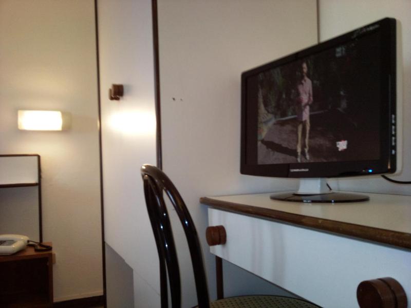 Double Room with Private External Bathroom image 2