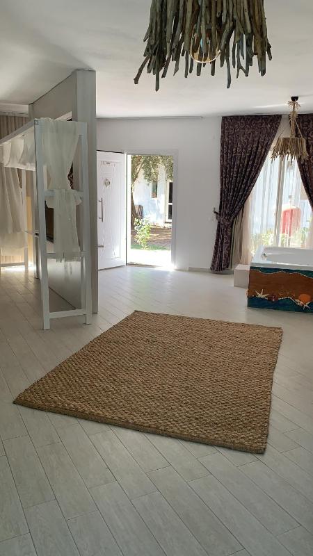 Honeymoon Room image 3