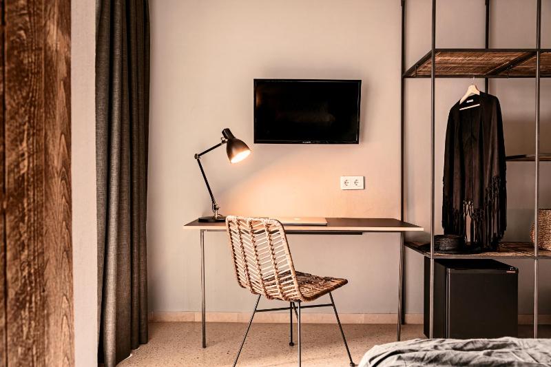 Single Caramelo Room (1 Adult) image 4