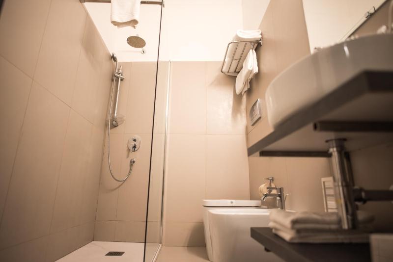 Triple Room image 3
