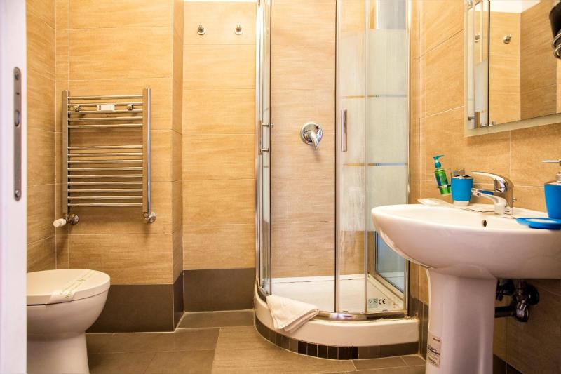 Two Connecting Rooms image 4