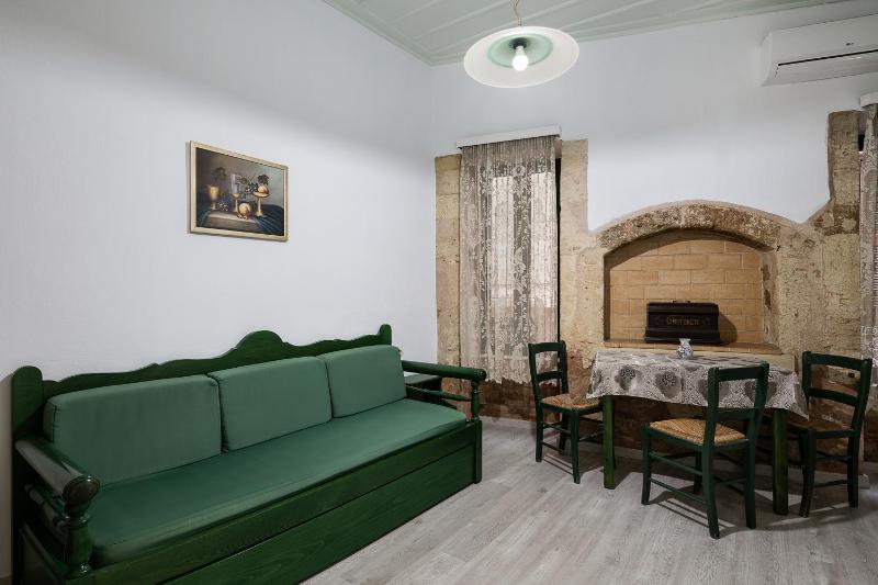 Anastasia Apartments - image 4
