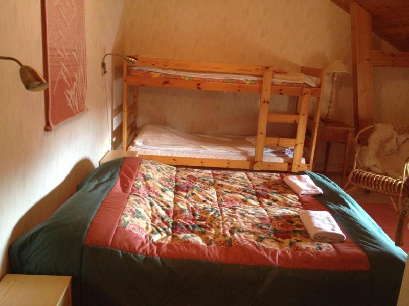 Family Room with Shared Bathroom -Ruusu image 2