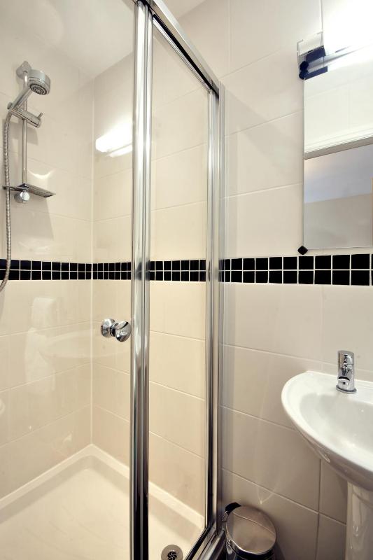 King Suite image 3