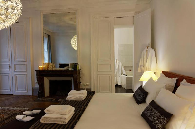 L'HOTEL PARTICULIER - LE MANS - image 35