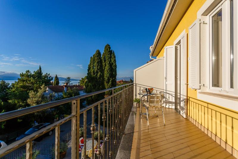 Frajona Apartments - image 23