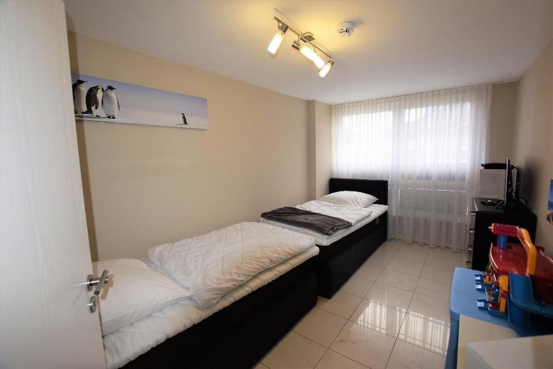 Apartment image 3